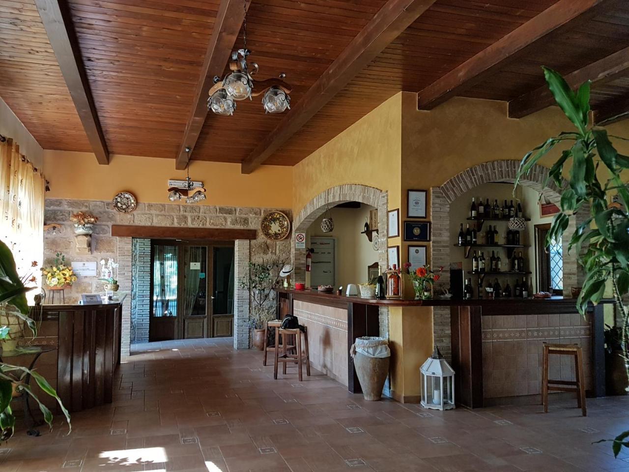 Agriturismo Il Drago Mirabella Imbaccari エクステリア 写真