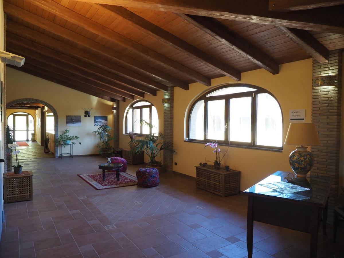 Agriturismo Il Drago Mirabella Imbaccari エクステリア 写真