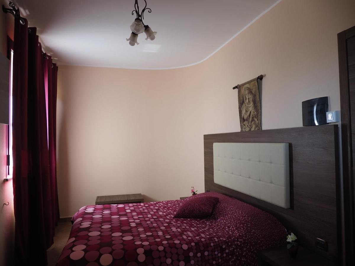 Agriturismo Il Drago Mirabella Imbaccari エクステリア 写真